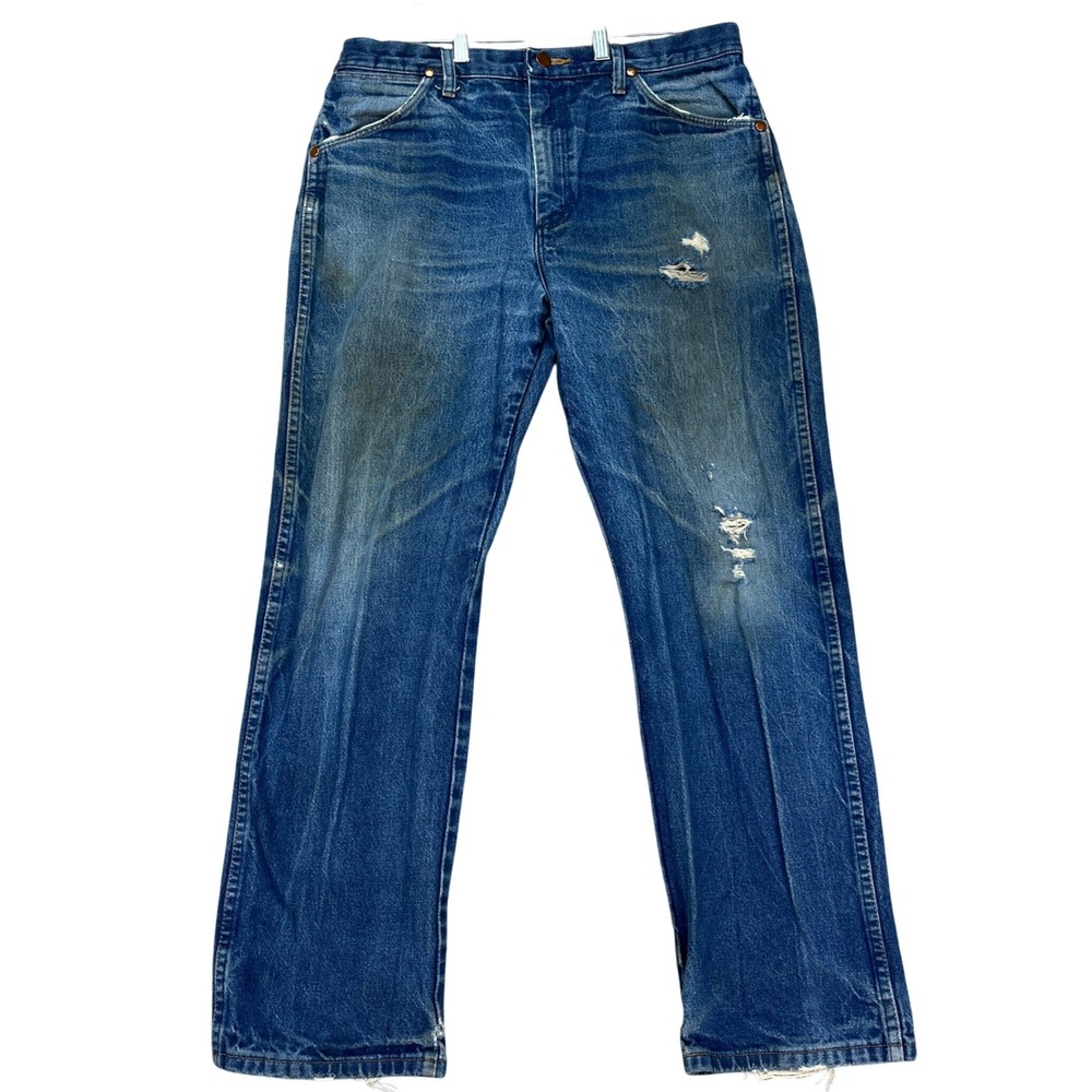Wrangler Cowboy Cut Jeans Mens 35x30 Medium Wash Straight Leg Denim THRASHED